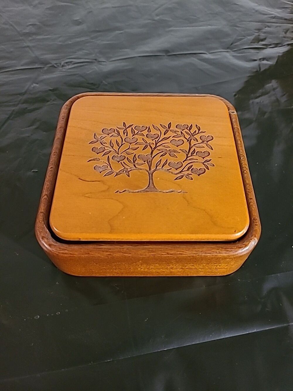 Cherry Woof Flip Photo Frane Tinket Box 4.5"x4.5" Tree Engraved